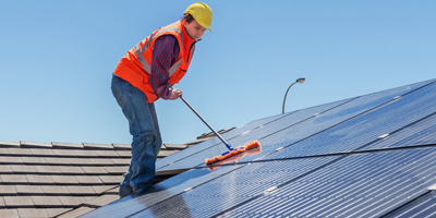 zonnepanelen reinigen